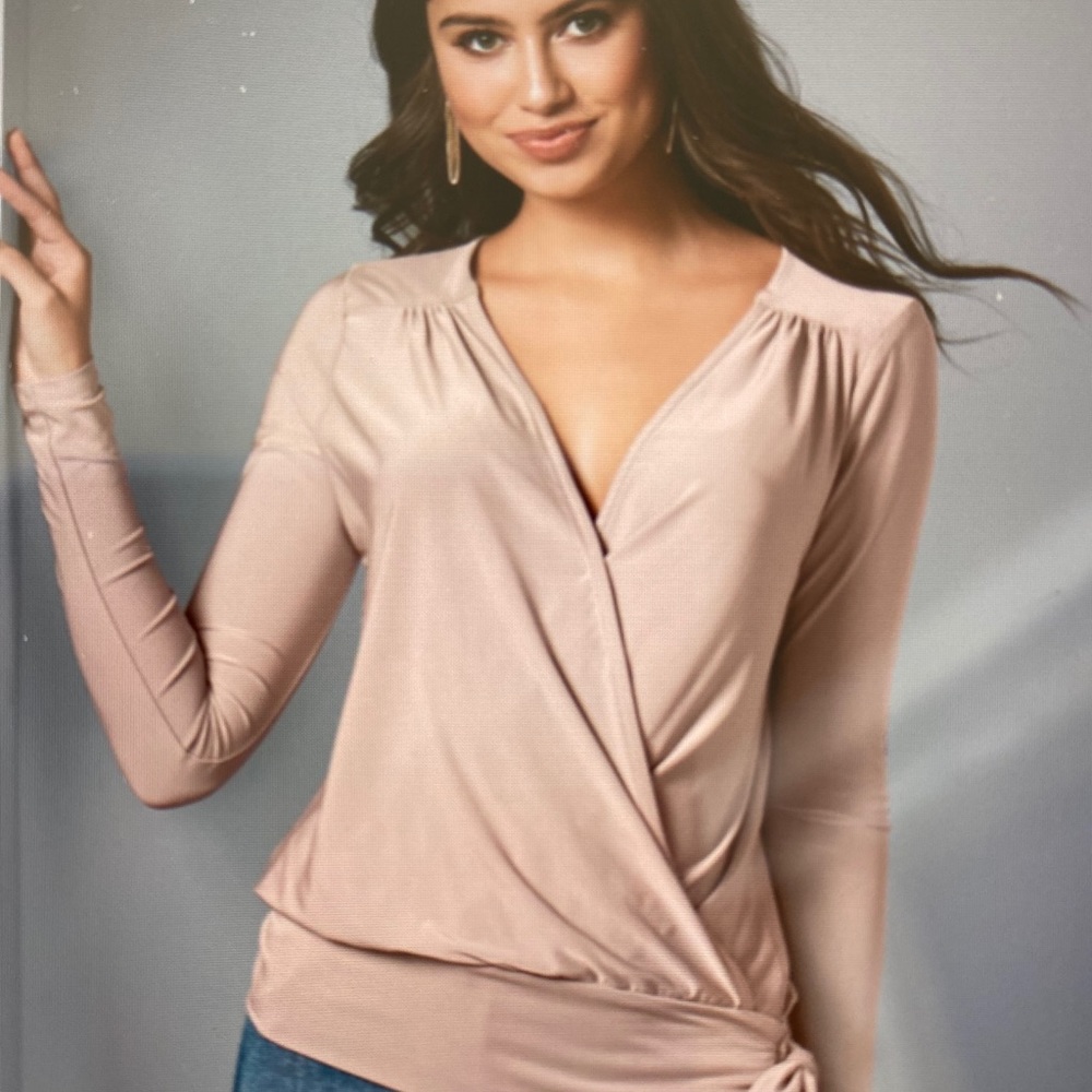 Top - Picture 2 of 2